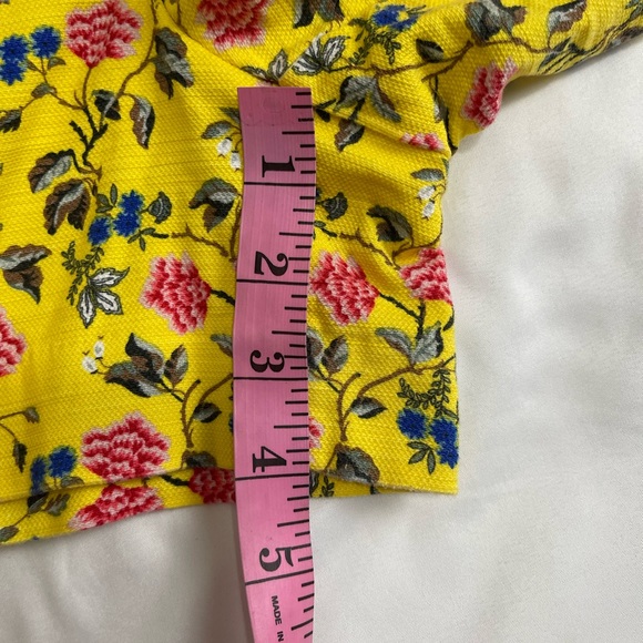LOFT Ann Taylor THE RIVIERA SHORT Floral Print Short Size 6 Yellow - Picture 12 of 13